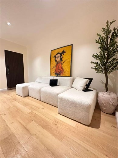 Waking up as early as 6 ???I’m soo annoyed is it until Efcc takes your client before you know the amount of risk you take ??? All this apartment owners who are selfish for no good reason , please don’t spoil the market for us !!!!!!! I beg yall in the name of God !! As a client if you see anything like that pls kindly check out! #homehavenapartments #abujashortletapartment #viralvideo #efcc #goviral