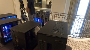 8.8K views · 120 reactions | The Lian Li HQ 011 Dynamic is one of the best cases out there and now adds a Mini line to the big brothers O11 D and O11 D XL. Hands-on during #ces2020. Which is your favorite of the line? | PC Master Race. | Facebook