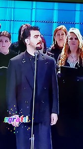 NE NASTEM CU O DORINTA MINIMA SA ZIC , DE A TRAI POVESTEA VIETII SI NIMIC IN PLUS ,DESI DESTINUL E POVARA AMARA , MUSTRAREA LUI SA NU TE DOARA , CACI IAR SE STIE CA E O LEGE A FIRII ... CA VALUL BRUMEI OMOARA ,TOAMNA TRANDAFIRII ...PUPICI | Elena Craiciu