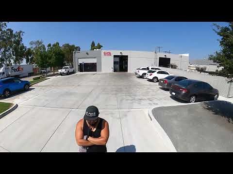 man forced to pay $700 bucks or cuffs (the video before the live feed)