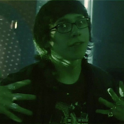 Behind the Scenes of Skins Generation 1