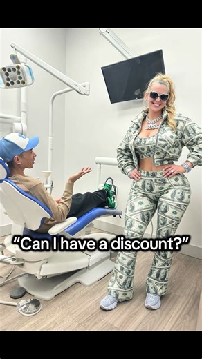 Superwoman💁🏼‍♀️ ...but really, just a dentist🦷😌✨ Saving smiles, fixing teeth, and still making it to dinner b e No cape needed-just skills, heart, and a handpiece #JustADentist #SuperMomDentist #WomenInDentistry #SmileSaver #DentistLife BossDDS🦷⭐️