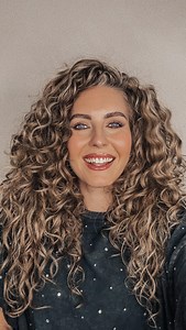 373 reactions · 20 shares | Diffusing my Hair | Comment HAIRDRYER and I’ll dm you the link  @laifen_tech now has sale ‼️ up to 30% off and with code NIKITALF you get an extra -5% discount ✨ AD #diffusing #curlyhair #krullen #wavyhair #curlycommunity #hairstyles #curlytips #curls #fyp #explorepage #viral #trendingvideos #curlyhairroutine #diffuse | curlykiet | Facebook