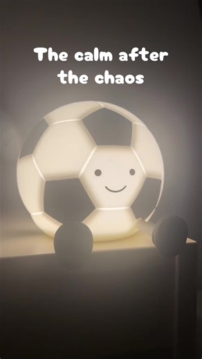 When bedtime feels like chaos but you just want calm… this football night light has made ours calmer and helps him drift off without the fuss 🛌⚽️ On offer now — grab it before it’s gone! #nightlight #T#ToddlerSleepC#CalmBedtimeMumLifeUK