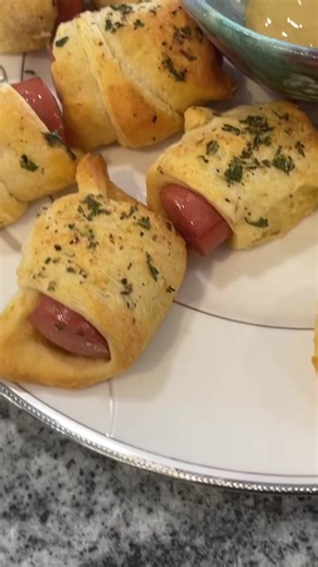 Affordable Hot Dog Appetizers with Oil and Herbs