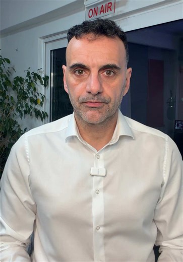 Κλειστός ο δρόμος Λουτρού – Δαδιάς στον Έβρο μετά από καθίζηση λόγω πλημμυρών. Απαγόρευση κυκλοφορίας και στα δύο ρεύματα στο 14ο χιλιόμετρο. Προσοχή στις μετακινήσεις και χρήση εναλλακτικών διαδρομών. 🎙️ @Σάκης Σταυρίδης #Έβρος #Δαδιά #Λουτρός #πλημμύρες #Αλεξανδρούπολη