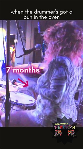 Deap Vally - The drummer's got a bun in the oven - (short)