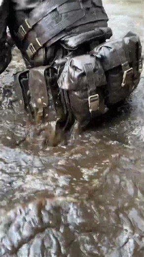 Maximum controlled violence, bayonet lane.🪖🇬🇧 #britishsoldier #britisharmy #bayonet #knifeskills