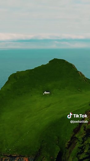 ‏loneliest house المنزل الأكثر عزلة