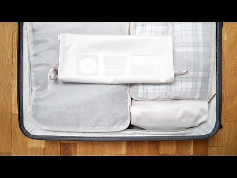 How to use packing cubes | Folding clothes | Minimalist closet | Packing hacks