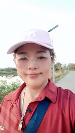 เดินออกกำลังกายหนองหอย✌️✌️✌️