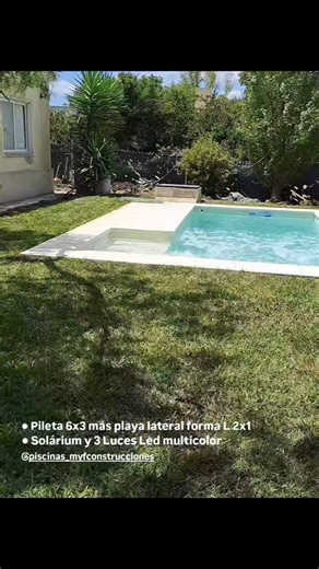 Piscinas M&F construcciones on Instagram: "●👷‍♂️ Construcción y Restauración de Piscinas Hechas de Hormigón. ● Pileta medida 6x3 más playa húmeda lateral forma L medida 2x1. ● Solárium medida 4x1. ● 3 Luces Led RGB multicolor control remoto. ● Equipo de Bomba y filtro marca Vulcano. ● Todas las cañerías son de PVC. ● Baldosones atermicos de 50x50. ● Pintada color a elección del cliente. 📢 Consultas sobre Presupuesto, medidas y modelos de Piscinas. ☎️ 1171159985"