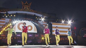 感染予防の為の外出自粛が続く中、みんなにもっと楽しんでもらえるように、もうひとつコンテンツを用意しました。嵐公式YouTubeチャンネルで、僕たちの過去のライブ映像をぜひ楽しんでくださいね！ We wanted to give you another bit of fun as we continue to stay at home! Head to the ARASHI Official YouTube to enjoy a portion one of our past live performances! smarturl.it/ARASHIARAFES | ARASHI