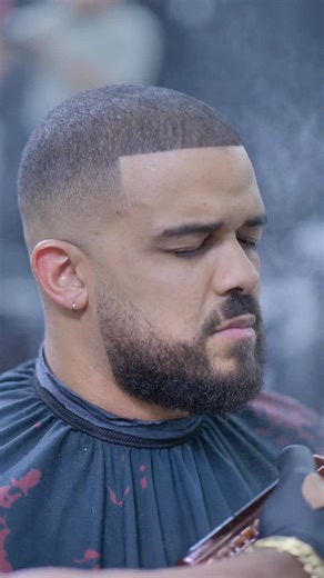 LuisBarber25 on Instagram: "How to do Perfect Skin Fade Tutorial 💯🔥💯 Tool SUPRENT Fangs Clipper Trimmer Combo HC976. The FANGS Vector Motor Foil Shaver - FS975EX @suprent_official @suprent_pr 📍2342 Barnum Ave, Stratford, CT 06615 Follow @luisbarber25 @lrbarbershopct Booking➡️luisbarber2525.booksy.com #reels #instagram #Explore #luisbarber25 #barber barbershop barbering photography barbershopconnect fade"
