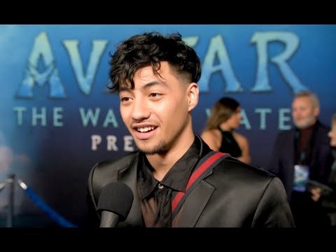 Avatar The Way of Water Premiere Red Carpet | Zoe Saldaña, Sam Worthington & Cast Interviews