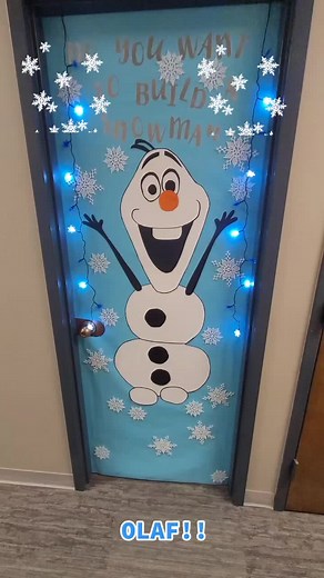 Christmas Office Door Decorating Ideas