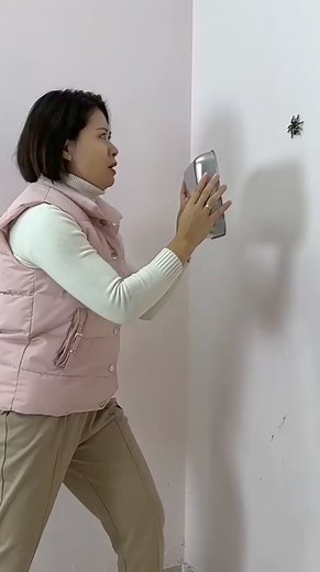 1.4M views · 9.1K reactions | She tricked me  #funnyvid #funnyreels #tiktokviral #prank #comedy #prankvideo #tiktok2023 | Funny show more | Facebook