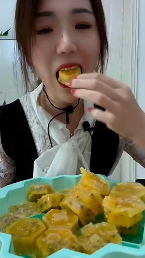 ASMR ICE EATING PASSION FRUIT RELAX VIDEO | Asmr Ice-eating