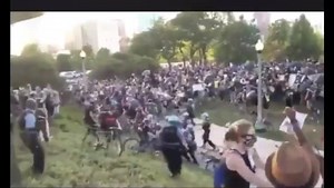 3.1K views · 64 reactions | Protestors want to topple the Christopher Columbus Statue in downtown Chicago. This started as a peaceful rally at Buckingham Fountain that included Black Lives Matter Chicago, Chi-Nations Youth Council, Black Youth Project 100, Chicago Alliance Against Racial and Political Repression - among others. | Tia Ewing | Facebook