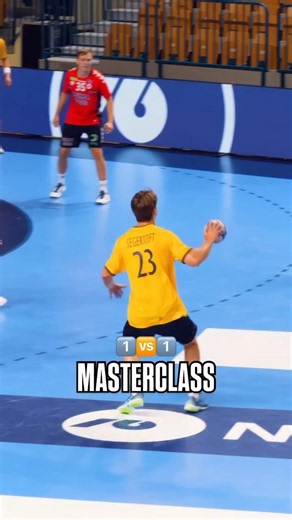 Breaking Ankles in Handball 💥