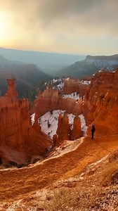You can’t miss these spots in Bryce Canyon! 👇👇 ➡️ Don’t forget to send this to someone you want to visit this national park with! Bryce Canyon National Park has to be one of the most unique outdoor destinations in the world! The hoodoos and orange colors make hiking here SO fun. When you visit, here are some things you HAVE to do: 🥾 Hike the Fairyland Trail Loop to escape the crowds. This loop will take you by hoodoos most people don’t get to see. 🌅 Watch sunrise from SUNSET point. Yes you r