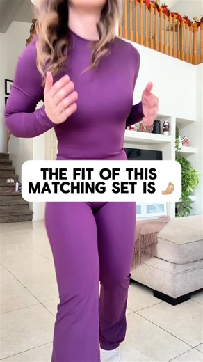 This Sports Girl flared-leg matching set feels like a high-end fit at a TikTok-exclusive price. Snappy, compressive, flattering cut - everything I look for in workout wear. Only available on TTS! Shop on TikTok: https://www.tiktok.com/t/ZPHEJ5PyvexRL-PgmON/ . #workoutset #gymoutfit #gymfit #matchingworkoutoutset | I Like To Talk Blog | Facebook