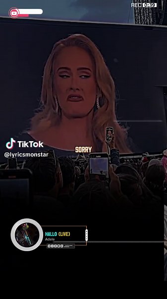 Adele Live: Stunning Performance of 'Hello' Lyrics