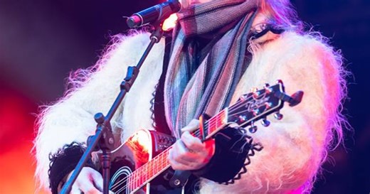 Ştefan Hruşcă va susţine două concerte cu colinde de Crăciun, la Teatrul Naţional din Bucureşti