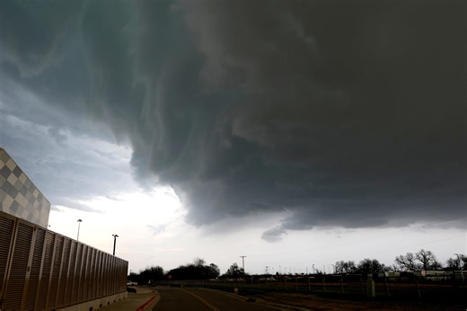 Tornado warnings issued as severe storm hits OKC: Updates, live radar
