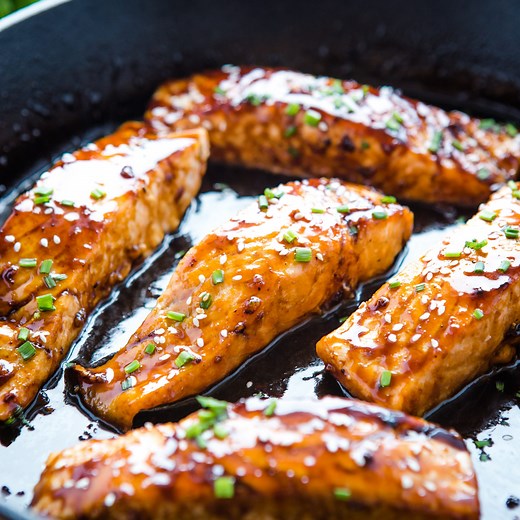 Easy Maple Glazed Salmon
