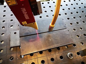 Adaptive welding with FANUC R-30iB Plus and Servo-Robot FUJI-CAM