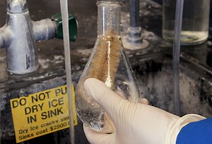 Techniques for Cleaning Glassware