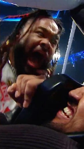 This is Solo Sikoa's LAST warning. ⚠️ #SmackDown