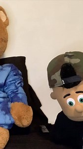 My 👴🏼 papi really thinks he found the cure for the rona 🦠 👀😫 #puppetwave🏄🏻‍♂️ #coronavirus . . Song 🎶 by: @hiphopjibarito | Joselito