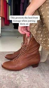 How to lace Edwardian Boots