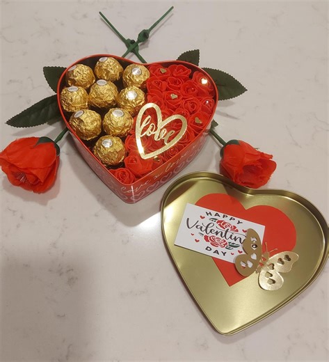 Personalized Valentine Gift Box - Etsy