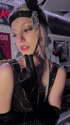 #showgirl #flapper #flappergirl #20s #1920 #1920s #fyp #halloween #halloweencostume #halloweencostumeideas #halloween2025 | crashingskymusic
