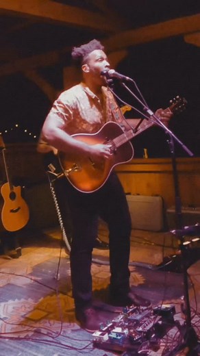 LMK if you vibe? 😎 This is “Be my own man” #divebarsoul #musicreel #soulmusic | Phillip Michael Scales