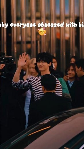 Everyone Is OBSESSED With Byeon Woo-seok’s Height 😳🔥 #Shorts#kdrama #byeonwooseok