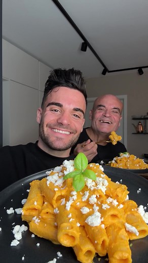 Cremige One Pot Kürbis Feta Pasta Rezept
