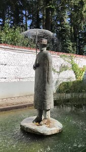 The Fondation Folon mainly shows the works of Belgian artist Jean-Michel Folon, who lived from 1934 until 2005. | Art for Everyone