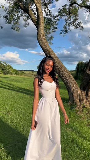 Celebrate Sundress Season with Style Tips and Looks