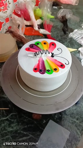 🦋cake #cake #pineapplecak #birthdayparty #cakedecorating #flowerbirthdaycake