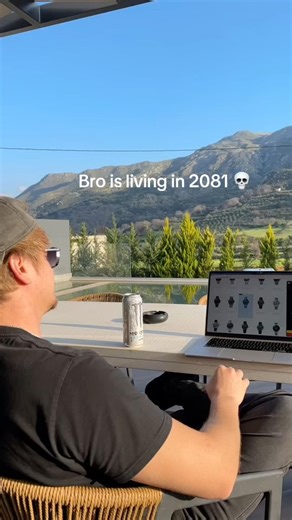 BRUH 😭 He is using Ultimate Web Scraper chrome extension 🤝 #automation #data #webscraping #nocode