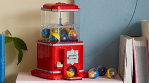 LEGO Ideas 21358 Minifigure Vending Machine revealed