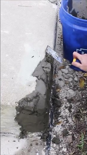 This Concrete Repair Trick Actually Works #construction #tools #hack