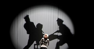 A Virtual Stage That Bends Reality and Pushes Theater's Boundaries