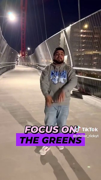 Young Chiller Hot Steppin 🥶🚀 Song 🎶 - Hot steppin Album 💿 - Iceberg music 🥶 Out On All Music Platforms 🥶 #fypシ #hiphop #rap #viral #tiktok