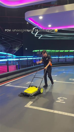 រត់បុកជញ្ជាំងឡូវហេីយ😂. #fypシ #karting #f1