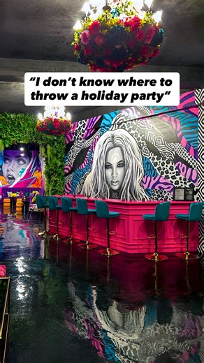 Social Cues | NYC private lounges on Instagram: "Epic holiday party idea in NYC🎅🎊 🎄Jingle all the way at this party lounge where you can party in private, BYOB & BYOF, invite up to 60 guests and control the vibe!🔥 🎊Surprise your friends and family with an epic year-end party at this unique venue that’s fully furnished, party-ready and offers tons of photo ops😍 All amenities are included with rental: play pool, sing karaoke, try darts of fun group games, grab a prop and hit the photo booth 